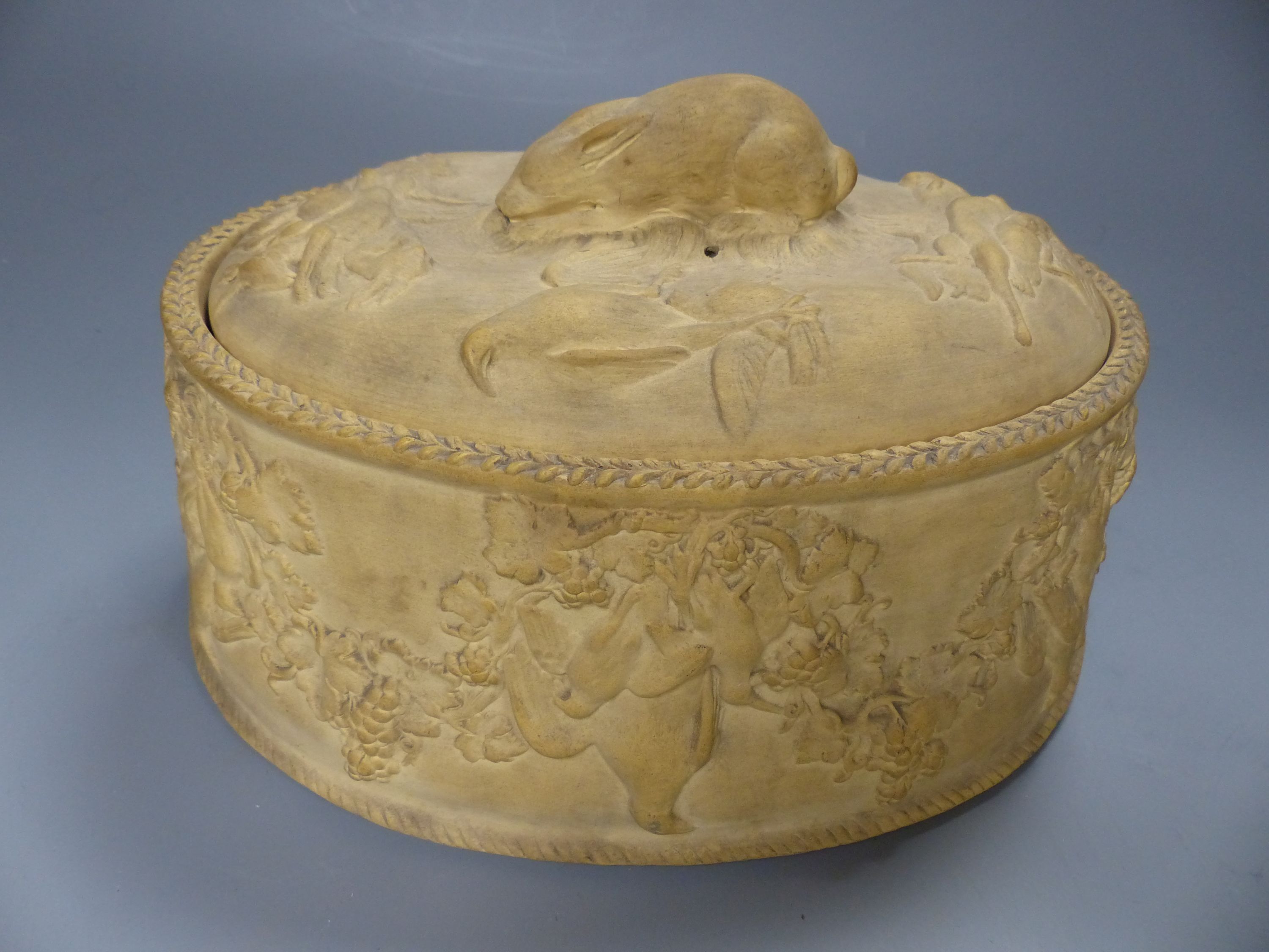 A Wedgwood cane ware tureen, length 26.5cm